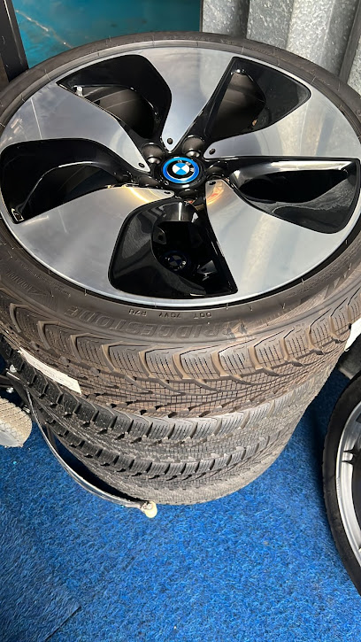 Autobedrijf Wouter Lokker – Helmond