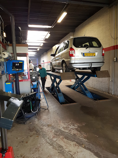 N R Car Repair – Hekelingen
