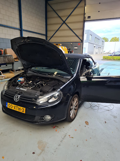 Volkswagen at Auto-Service Van der Velden B.V. – Pijnacker