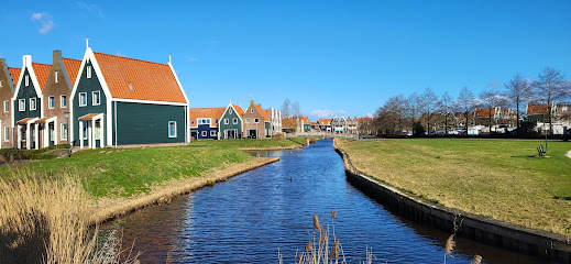 Volendam Old Bridge Residence – Volendam