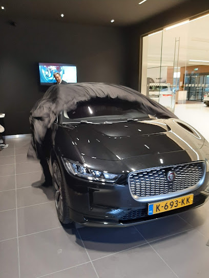 Land Rover A&M Maastricht – Maastricht Airport
