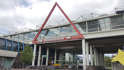 Duivendrecht, Station Duivendrecht – Duivendrecht