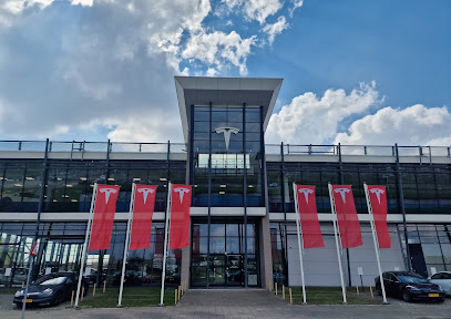 Tesla Center Den Haag – The Hague